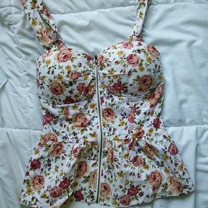 NWT Top - Read description